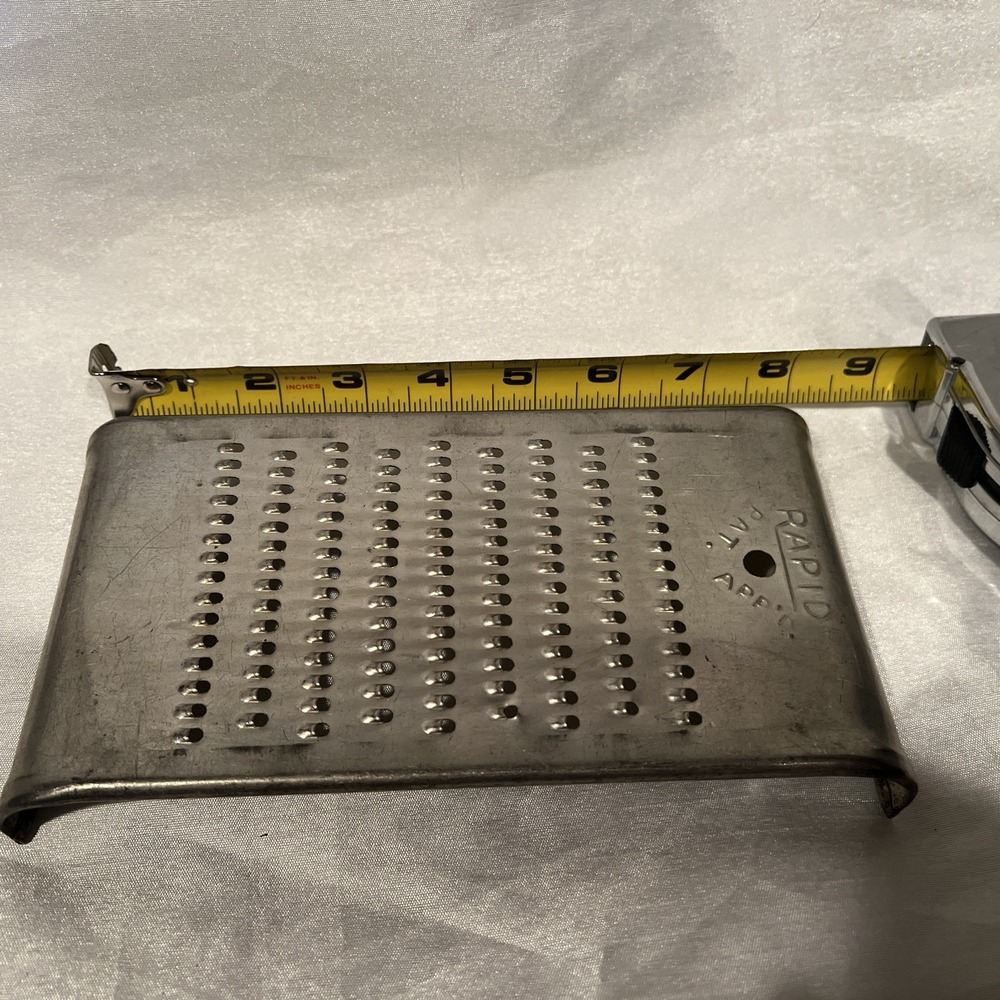 Vintage RAPID Brand Metal Cheese‎ Grater Shredder 8" X 4" Tall Kitchen Decor - Picture 4 of 5